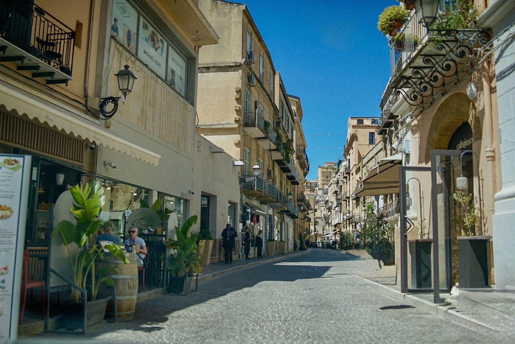 La Via Atenea nel centro storico di Agrigento